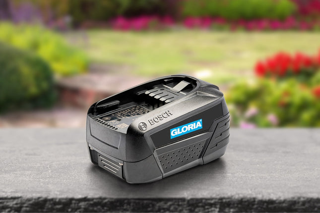 BOSCH 18V Akku 4.0 Ah – Extra Power für längere Laufzeit bei allen GLORIA Akku-Geräten