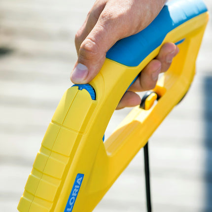 GLORIA MultiBrush speedcontrol 230 V – Brosse électrique multifonction pour terrasses, joints & bois
